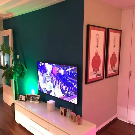 Comfortable Apartment+terrace In Central Appartement