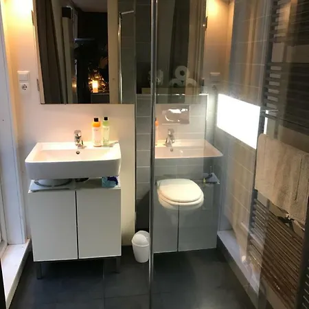 Comfortable Apartment+terrace In Central * Amsterdam
