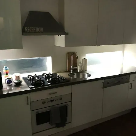 Comfortable Apartment+terrace In Central *